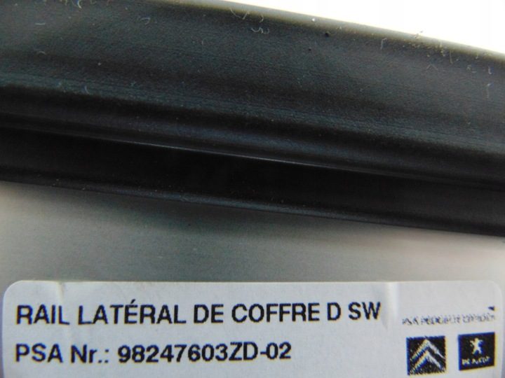 Направляющая крепление багажника Peugeot 508 II SW гибрид 98247603ZD 98247604ZD, фото 4
