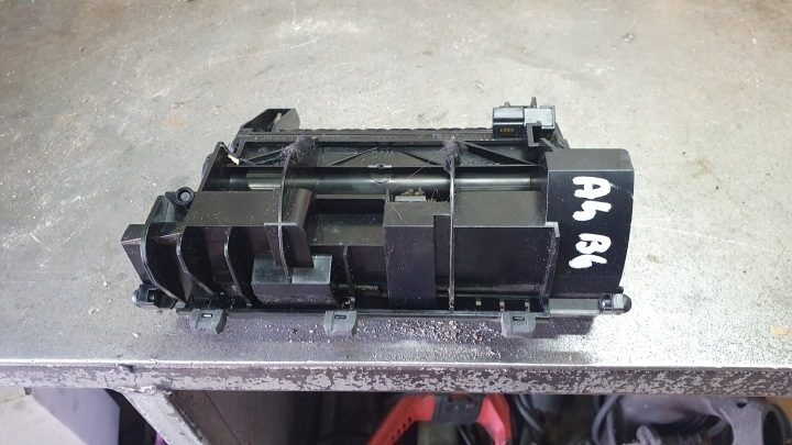 ПЕПЕЛЬНИЦА AUDI A4 B7 B6 8E0857951G 2-DIN, фото 3