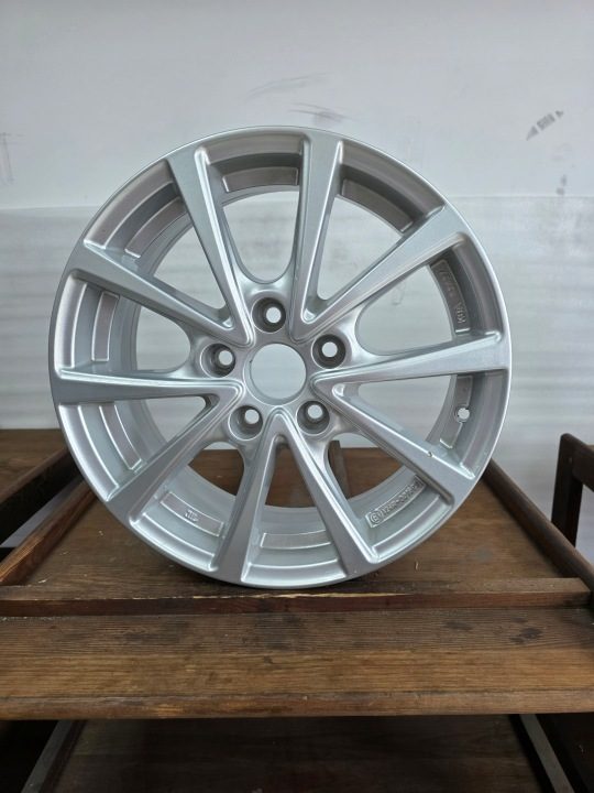 Литой диск Alutec V12606 ET 50 6.0" x 16" 5x112 ET 50, фото 3