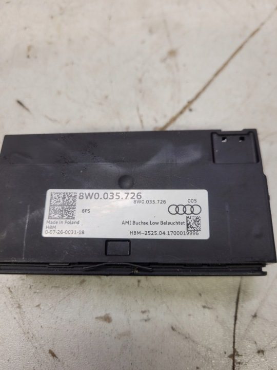 ПОРТ ВХОД AUX USB AUDI A4 B9 A5 Q5 8W0035726, фото 4