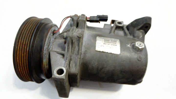 NISSAN JUKE F15 1.5 DCI КОМПРЕССОР КОНДИЦИОНЕРА 926003VD0A, фото 1