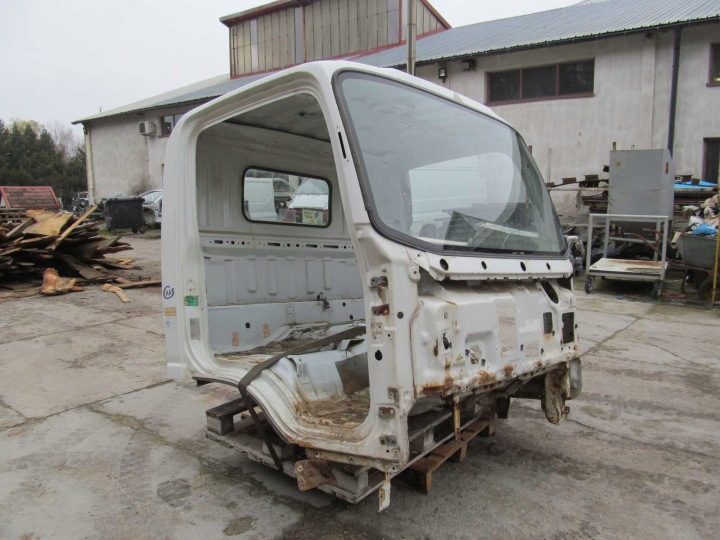 Isuzu N35 N75 NPR NQR Grafter 7-18 кабина Karoserja узкая крыша четверть 11 г., фото 8