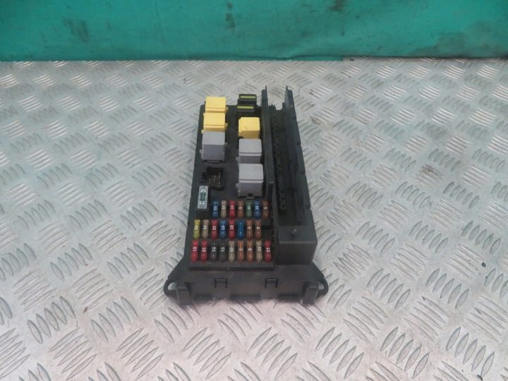 БЛОК ПРЕДОХРАНИТЕЛЕЙ VW CRAFTER 12 г. HVW9065450101, фото 3