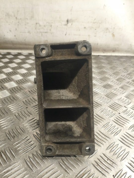 BMW E39 2.2B КРОНШТЕЙН ДВИГАТЕЛЯ 67533629, фото 7