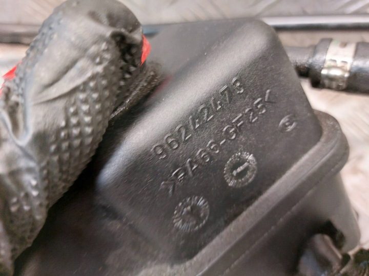 БАЧОК ЖИДКОСТИ ГИДРОУСИЛИТЕЛЯ PEUGEOT 406 96242473 9618419380, фото 2