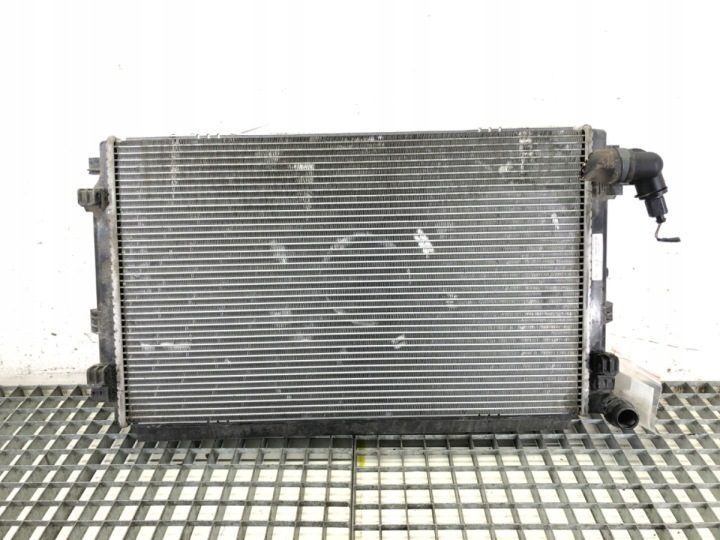 РАДИАТОР ОХЛАЖДЕНИЯ VW TOURAN 1.5 150 л.с. 5Q0121251GD, фото 2