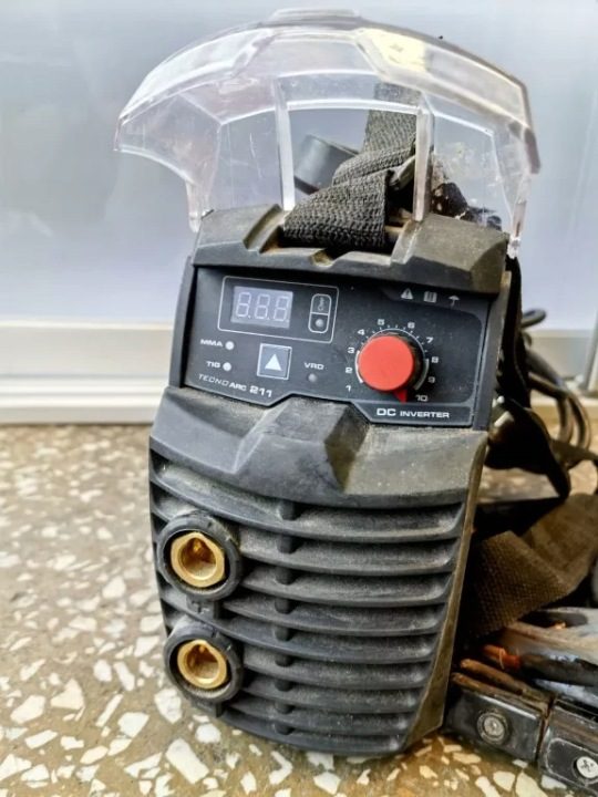 Сварочный инвертор TECNOARC 211 IGBT MMA/TIG VRD ИДЕАЛЬНЫЙ, фото 4
