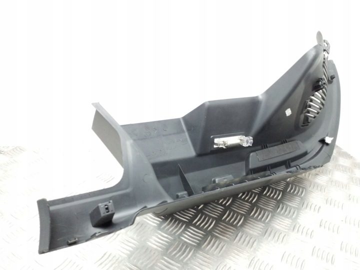 2012 Seat Ibiza IV (6J,6P) Крепление полки/шторки багажника 6J8867762B, фото 3