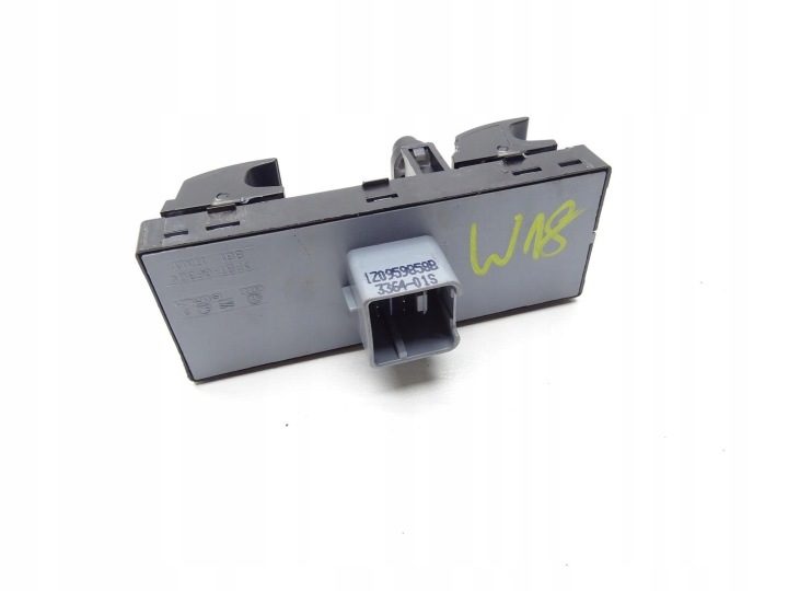 Панель блок кнопок стеклоподъемников 1Z0959858B Skoda Yeti рестайлинг Octavia III, фото 5