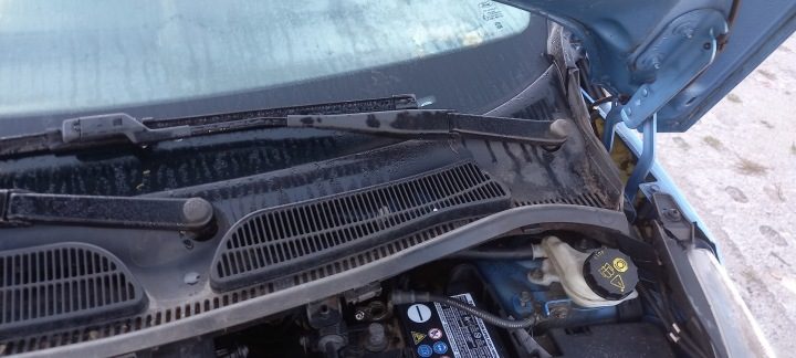 FORD FIESTA MK7 08-13 В СБОРЕ ТРАПЕЦИЯ ДВОРНИКОВ ПЕРЕДНЯЯ ЕВРОПА, фото 1