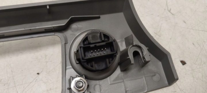 BMW E90 E91 E92 E93 МОЛДИНГ ПАНЕЛИ КОНСОЛИ ДЕКОР SREBNA, фото 5