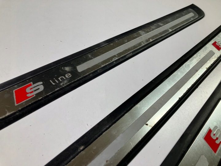 Накладки на пороги S-line S-Line Комплект ! Audi A4 B8 8K0853375B 8K0853376B, фото 3