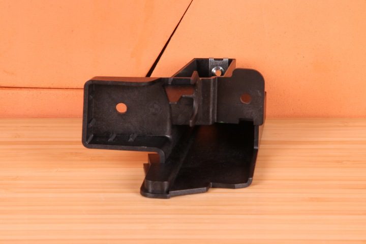 BMW G14 G15 G16 M8 КРОНШТЕЙН HEADUNIT ПРАВЫЙ 6800710, фото 1