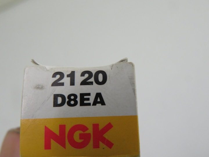 Свеча зажигания NGK D8EA 2120, фото 3
