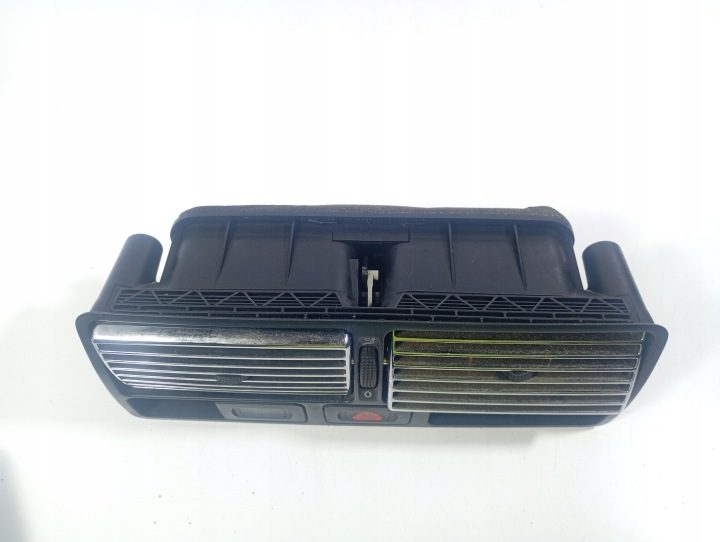 VW Golf IV 4 97-04 РЕШЕТКИ ОБДУВА ВОЗДУХА СРЕДНИЕ OE 1J0819728C, фото 5