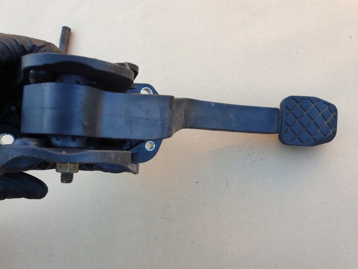 ПЕДАЛЬ СЦЕПЛЕНИЯ НАСОС КРОНШТЕЙН VW GOLF V 1K AUDI A3 8P SEAT 1P SKODA OE EU, фото 8