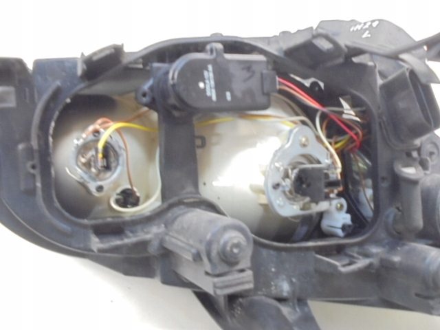 Ford OE 4M51-13W030-JB фонарь черный, фото 2