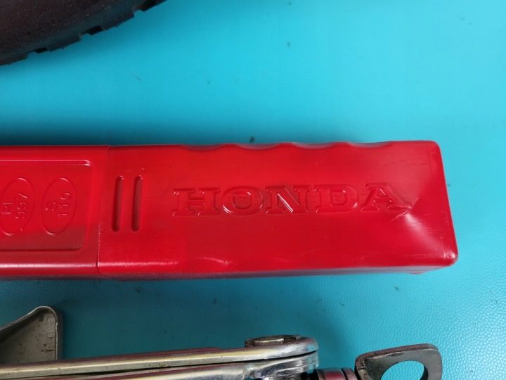 Honda Civic VIII UFO 06 г. докатка 5X114,3 домкрат ключ, фото 4