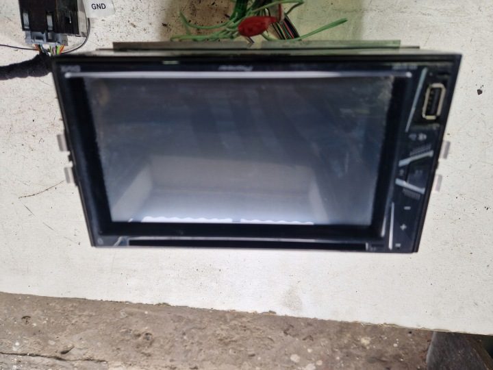 Pioneer AVH-G220BT установка 2-DIN USB CD BT магнитола, фото 3