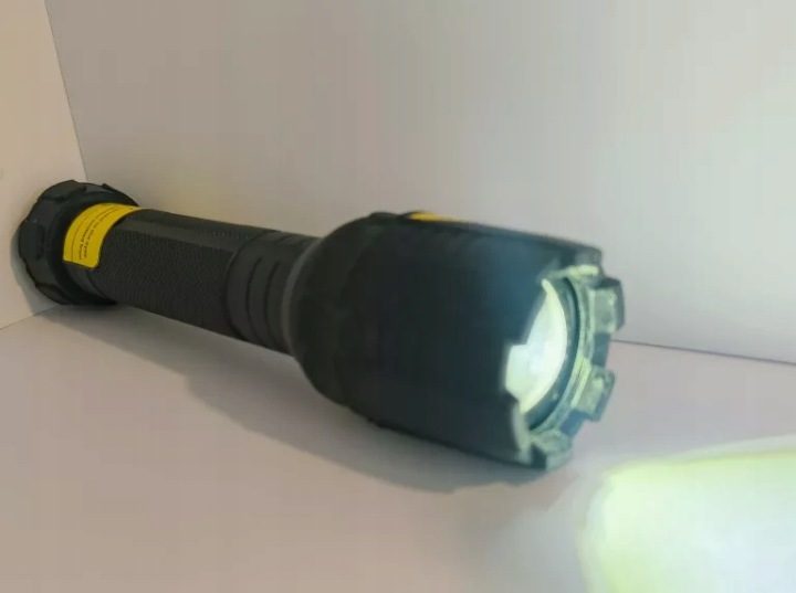ОЧЕНЬ МОЩНЫЙ 900LM ФОНАРИК MAXIMUS M-FL-023A-DU LED, фото 4