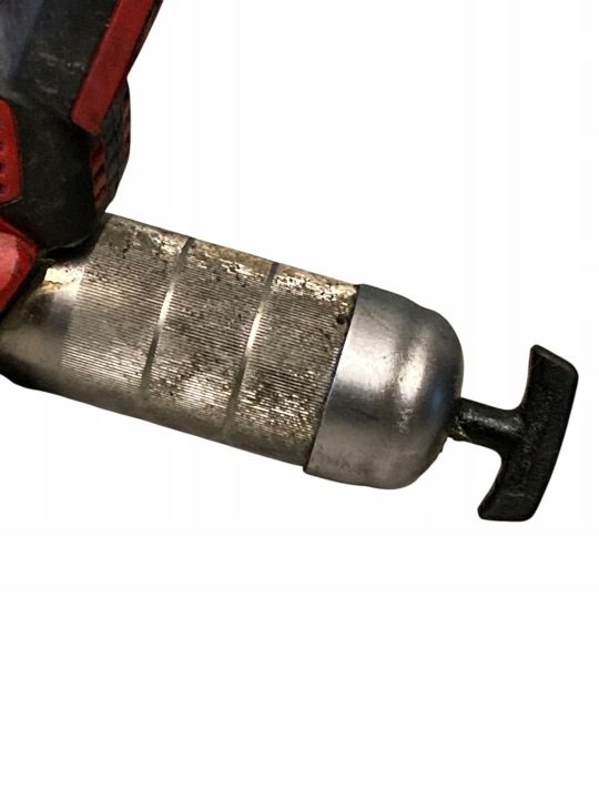 Smarownica аккумуляторный Milwaukee M18 GG 690 бар комплект с 2 аккумуляторами, фото 5