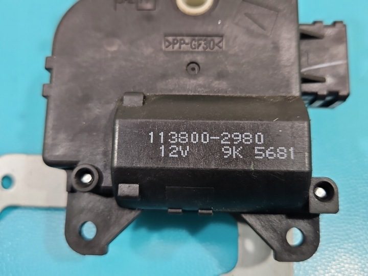 МОТОРЧИК ВЕНТИЛЯТОРА ПЕЧКИ HONDA ACCORD VIII 08- 113800-2980 ЕВРОПА, фото 3