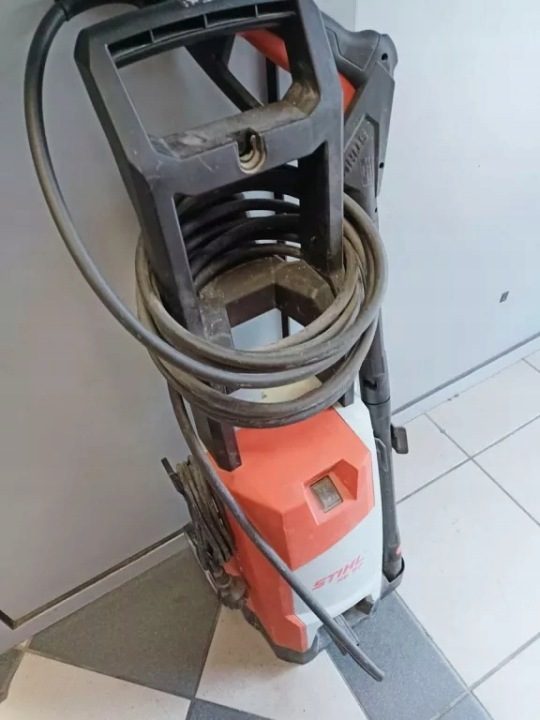 STIHL Мойка высокого давления электрическая 100 бар 2100W RE 90, фото 1