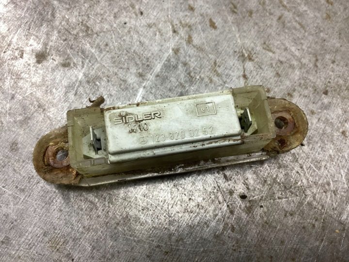 Фонари подсветки номера номерной Mercedes W123, фото 6
