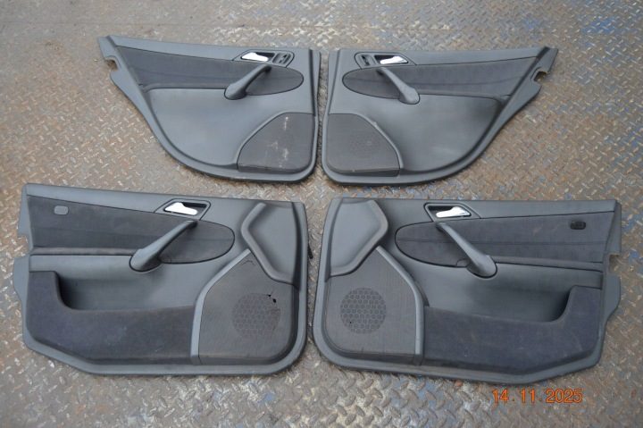 Комплект обшивок Mercedes-Benz C W203, фото 1