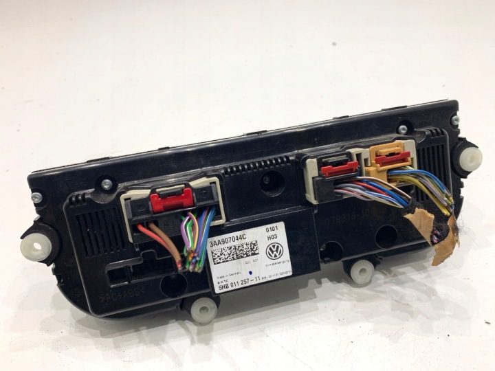 ПАНЕЛЬ УПРАВЛЕНИЯ ОБДУВА VW PASSAT B7 3AA907044C Универсал 10-15 КОНСОЛЬ, фото 2