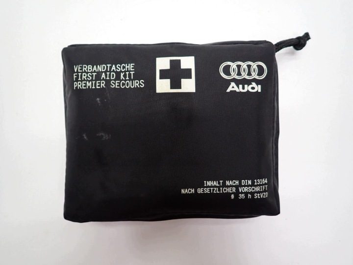 АПТЕЧКА ОРИГИНАЛ 8W0860282B AUDI A5 II F5 19 г., фото 3