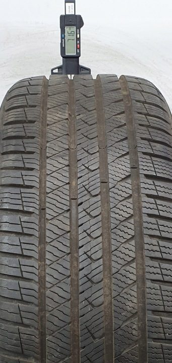 Шина всесезонная Vredestein Quatrac Pro+ 225/45R18 95 Y сцепление на снегу (3PMSF), защита диска, усилитель (XL), фото 1