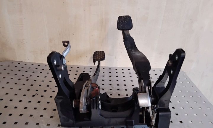 Opel Astra J педали в сборе, фото 1