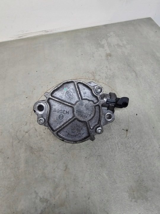 ВАКУУМНЫЙ НАСОС D1562C2 D156-2C2 FORD PEUGEOT CITROEN 1,6 HDI, фото 1