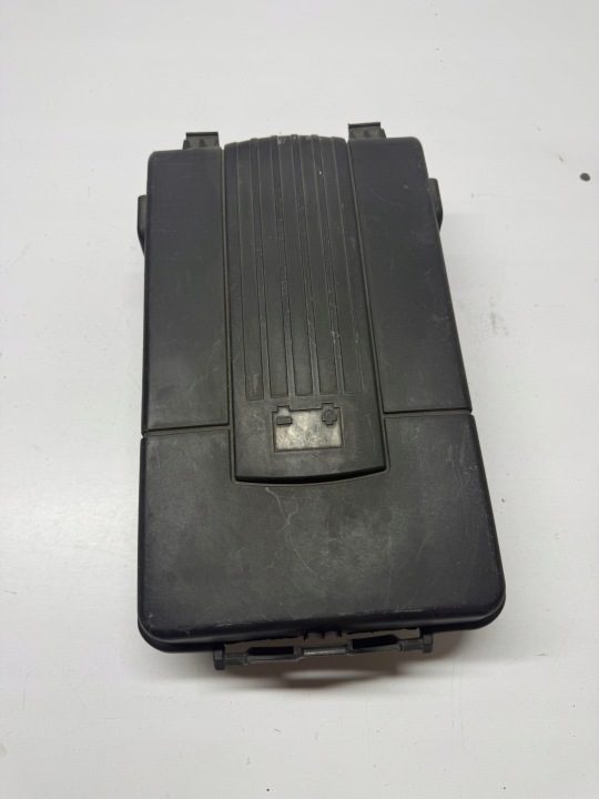 Крышка аккумулятора Volkswagen AUDI SEAT 1K0915443A, фото 1