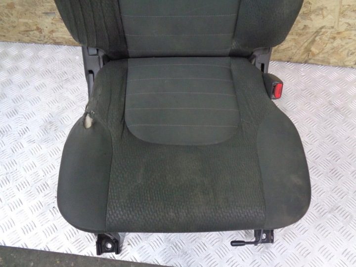 Сиденье правое переднее пассажира Nissan Navara D40 2005- европа, фото 3