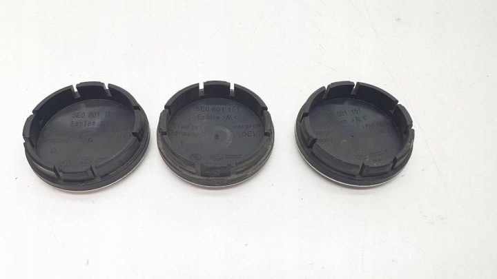 КРЫШКА ЭМБЛЕМА КОЛПАЧОК ДИСКА SKODA OCTAVIA III 5E0601151, фото 3