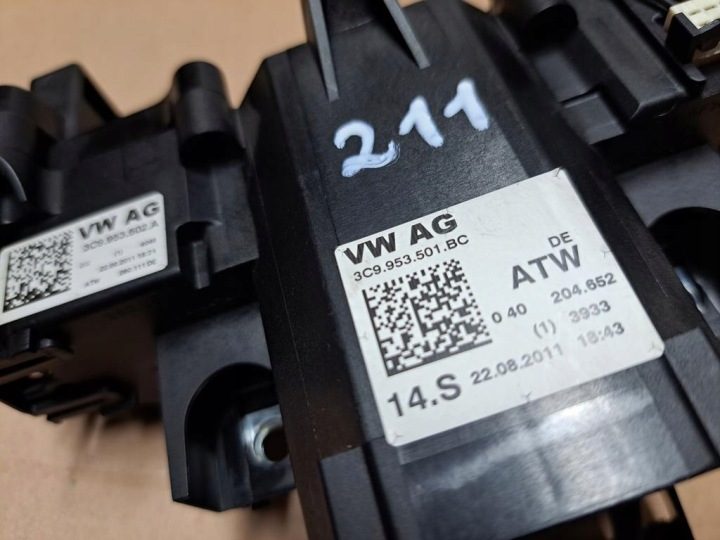 ПОДРУЛЕВОЙ ПЕРЕКЛЮЧАТЕЛЬ VW PASSAT B7 3C9953501BC, фото 4
