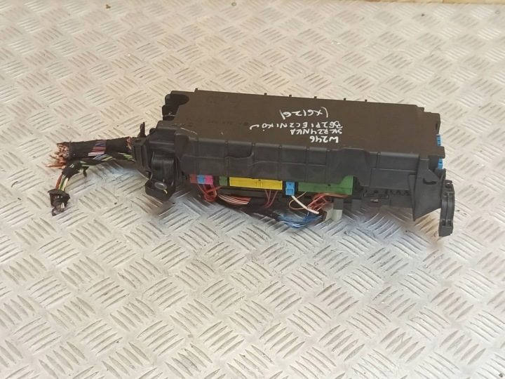 Mercedes OE A2465402614 B W246 блок предохранителей, фото 9