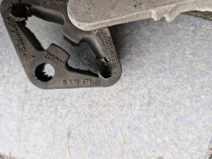 BMW f20 f21 f22 f30 кронштейн подвес глушителя выхлопа, фото 4