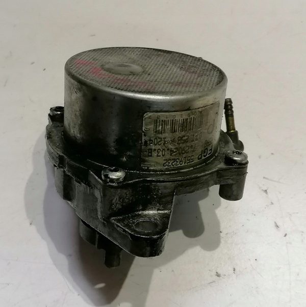 OPEL CORSA D 06-12r - НАСОС ВАКУУМНЫЙ 55193232, фото 1