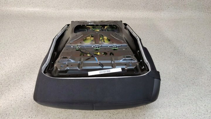 ПОДУШКА СИДЕНЬЯ ОБШИВКА КОЖА СИДЕНЬЯ ПРАВАЯ ЛЕВАЯ MERCEDES CLS W218 C218, фото 5
