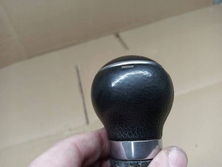 РУЧКА ЧЕХОЛ ПЕРЕКЛЮЧЕНИЯ ПЕРЕДАЧ VW GOLF PLUS 5M0711113, фото 4