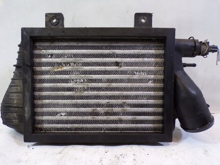 Интеркулер Volkswagen Transporter T4 2.5 TDI 701145805A, фото 1