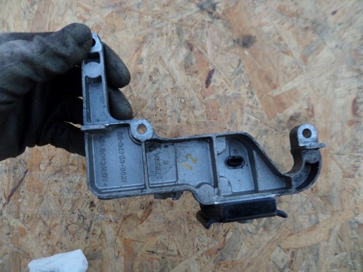 Кронштейн насоса Ford 1.6 TDCI HDI Fiesta MK7 Focus MK3 Berlingo, фото 3