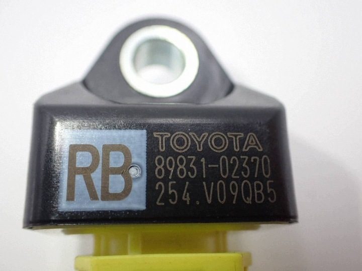 Датчик удара (airbag) Toyota Yaris Cross 8983102370, фото 5