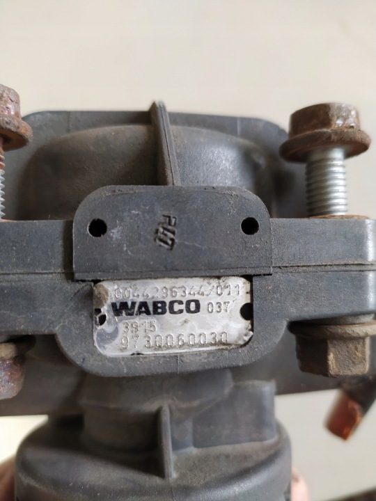 MERCEDES ACTROS MP4 КЛАПАН УСКОРИТЕЛЬНЫЙ WABCO (A0044296344) (9730060030), фото 3