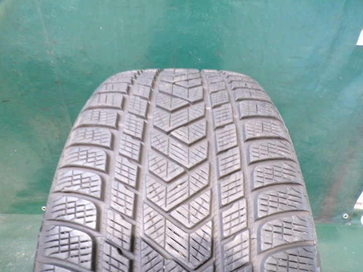 Шина зимняя Pirelli Scorpion Winter 265/35R22 102 В усилитель (XL), фото 3