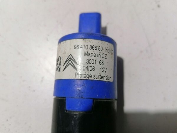 PEUGEOT 407 04-11r - НАСОС ОМЫВАТЕЛЯ 9641086680, фото 2