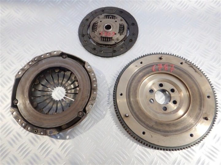 Сцепление В сборе Seat Ibiza III 1,4 бензин VW SKODA R030105271D, фото 1